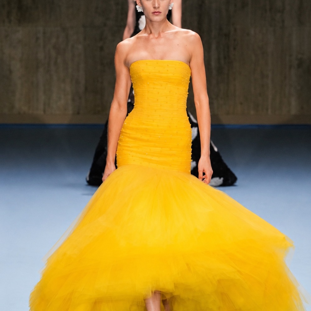 New NWT Carolina Herrera Embroidered Strapless Mermaid Gown Taxi Cab Yellow 8 - Picture 10 of 12